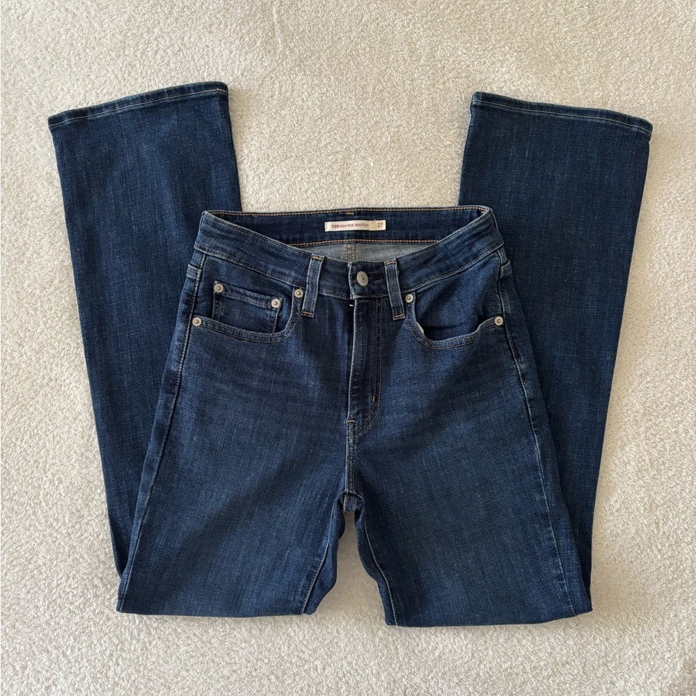 Women's Blue Jeans - Picture 8 of 9